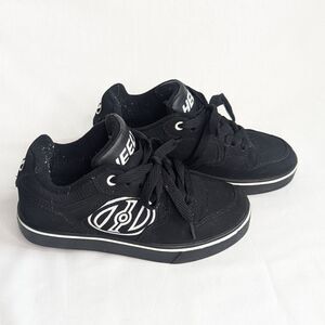 Heelys Black and White Skate Sneakers Size 2